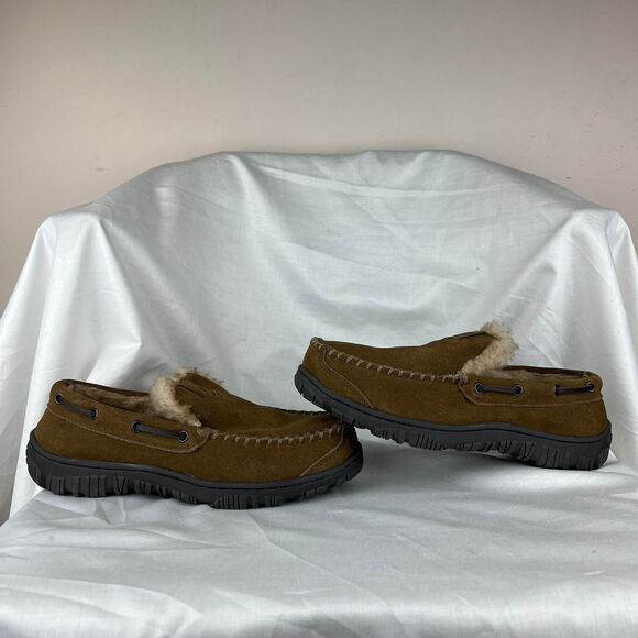 Men’s Clarks Venetian Suede Moccasin Slippers Sage Taupe Lined Loafer Size 8 - Picture 1 of 7